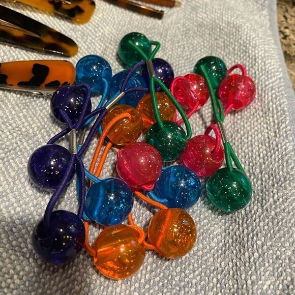 Colorful Beautiful Women’s Hair Barrettes - Picture 5 of 14